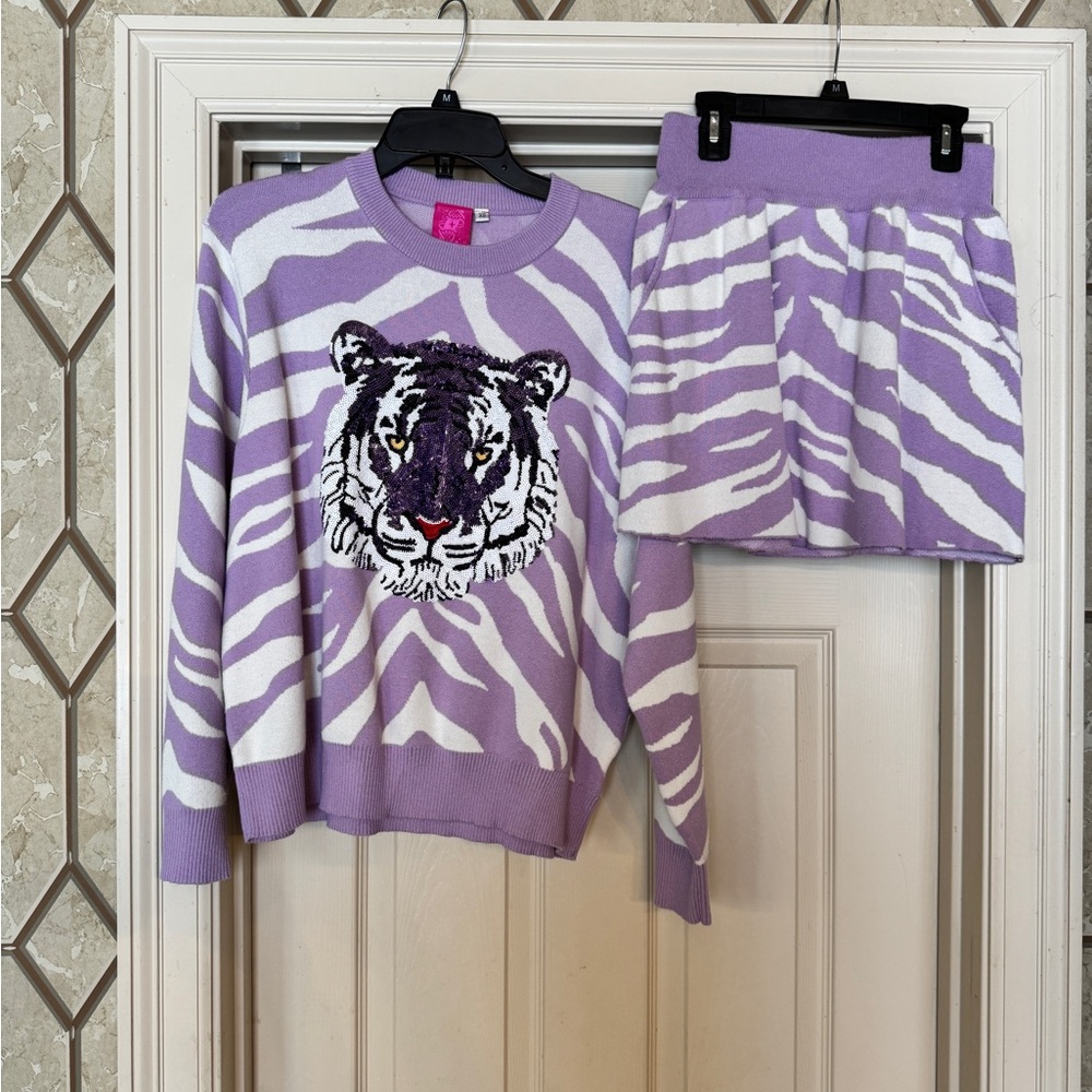 Queen of Sparkles LSU XS purple tiger stripe set
